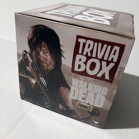 AMC The Walking Dead TV show trivia box card game for 2-6 players for 12 yrs + - Picture 5 of 9